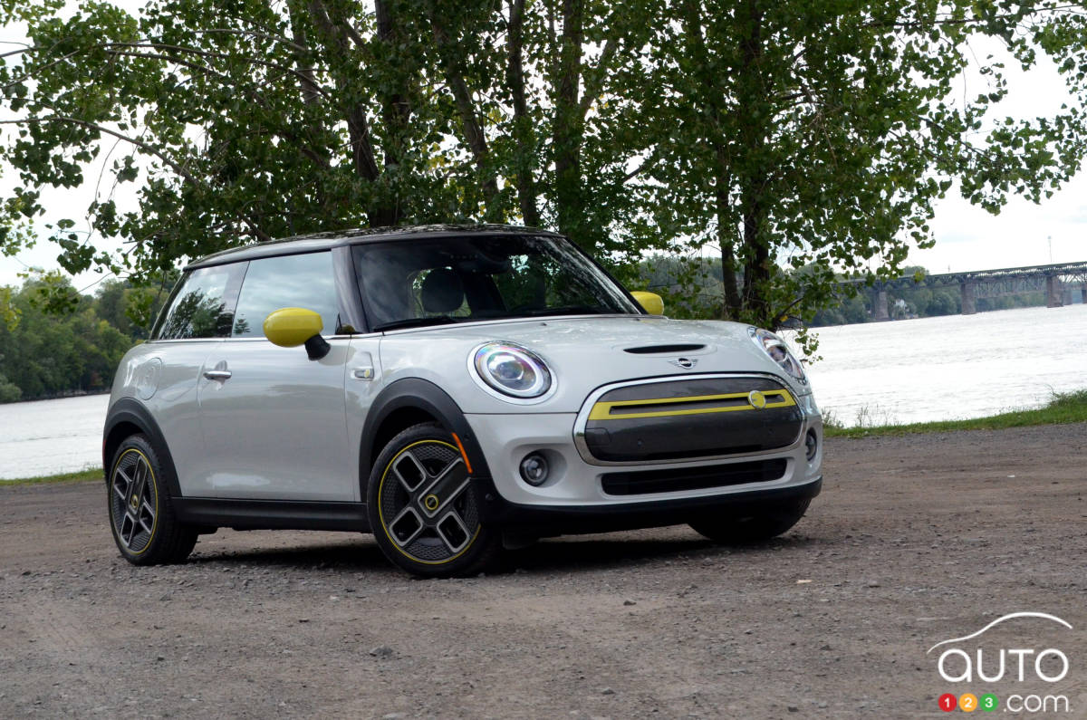 2021 Mini Cooper SE Review: 3 doors, 1 electric motor, 0 gas engines